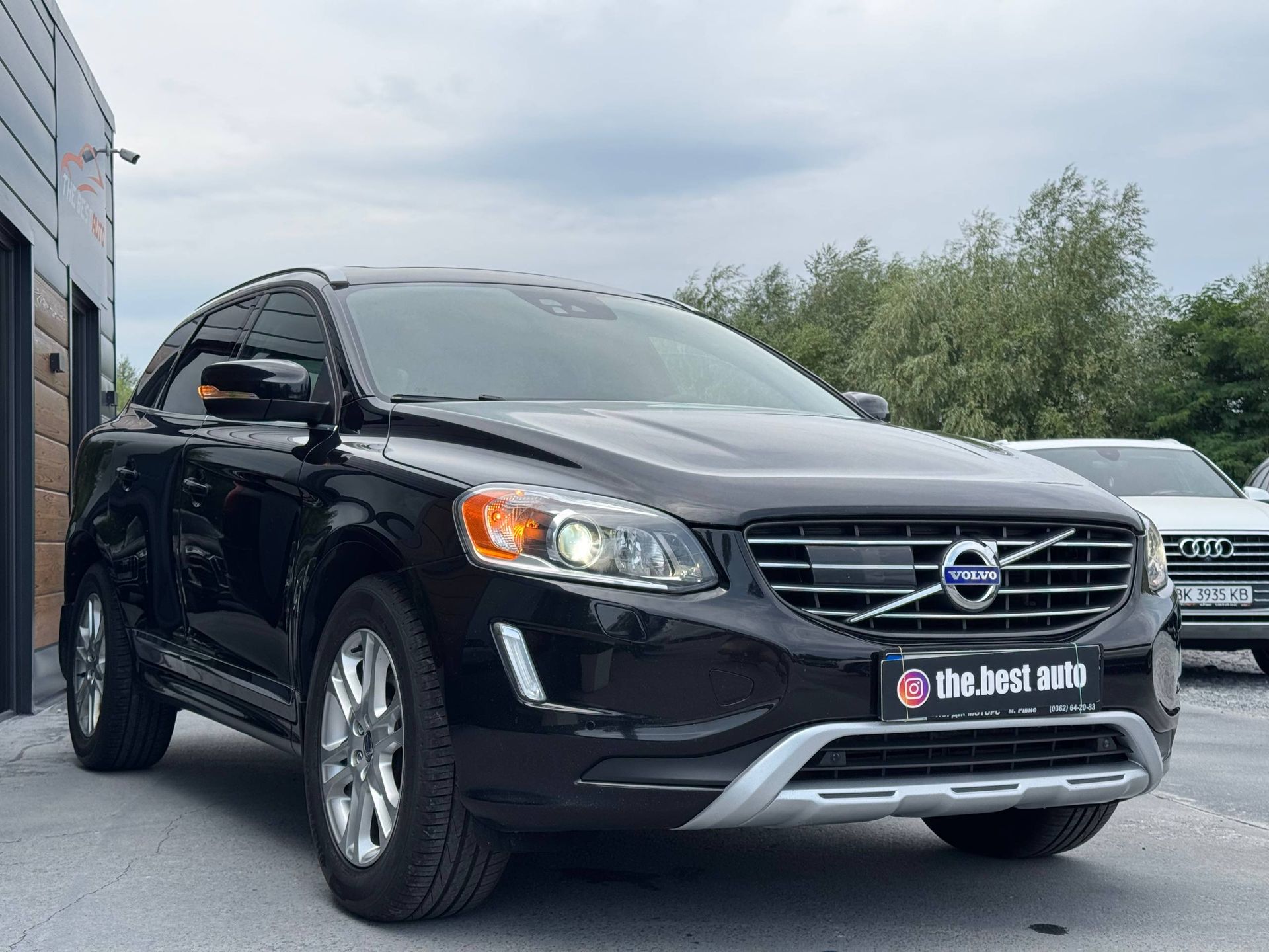 Volvo XC60 Platinum