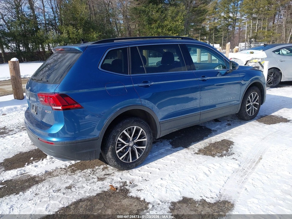 3VV2B7AX2KM163421-4.jpg
