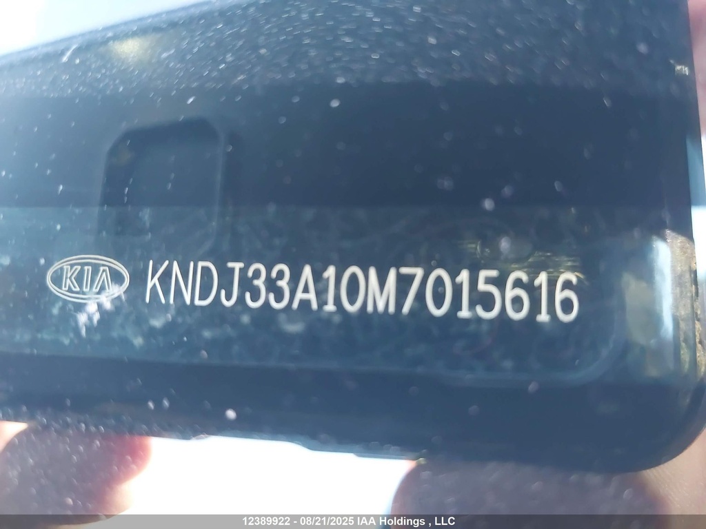 KNDJ33A10M7015616-19.jpg