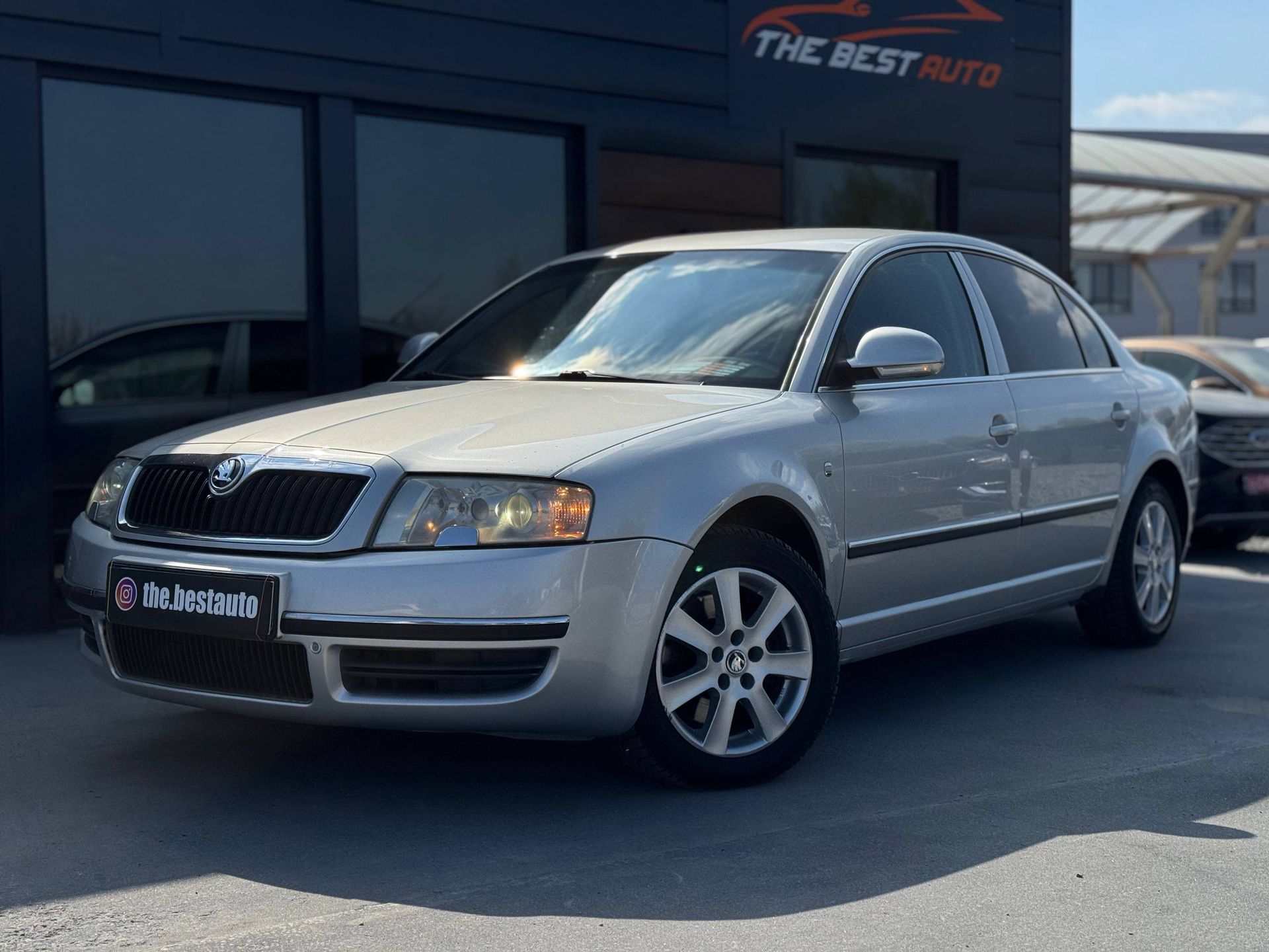 Skoda SUPERB