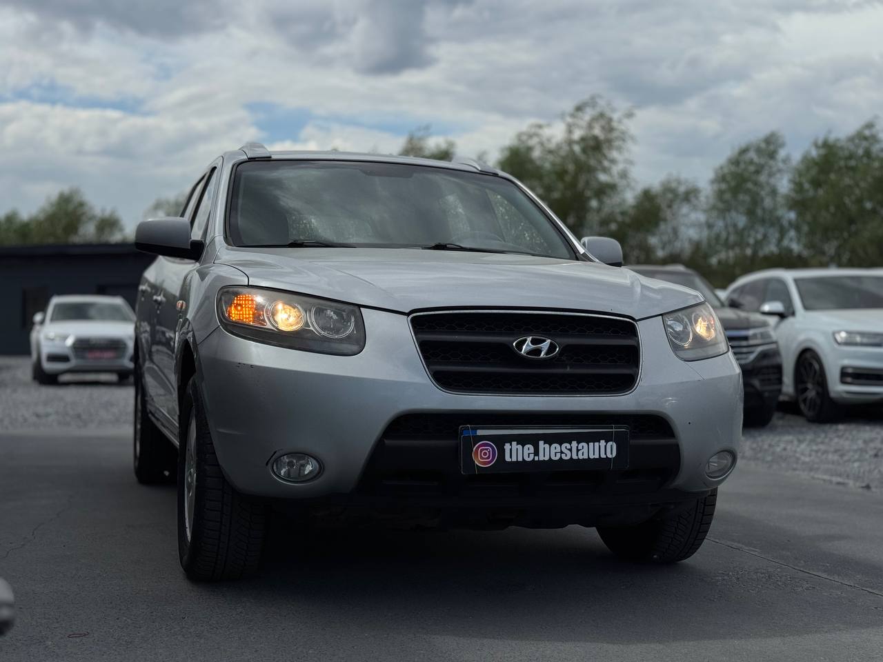 Hyundai SANTA FE