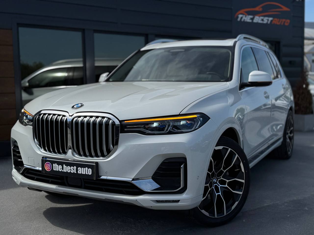 BMW X7