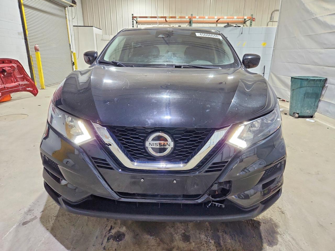 Nissan ROGUE SPORT S