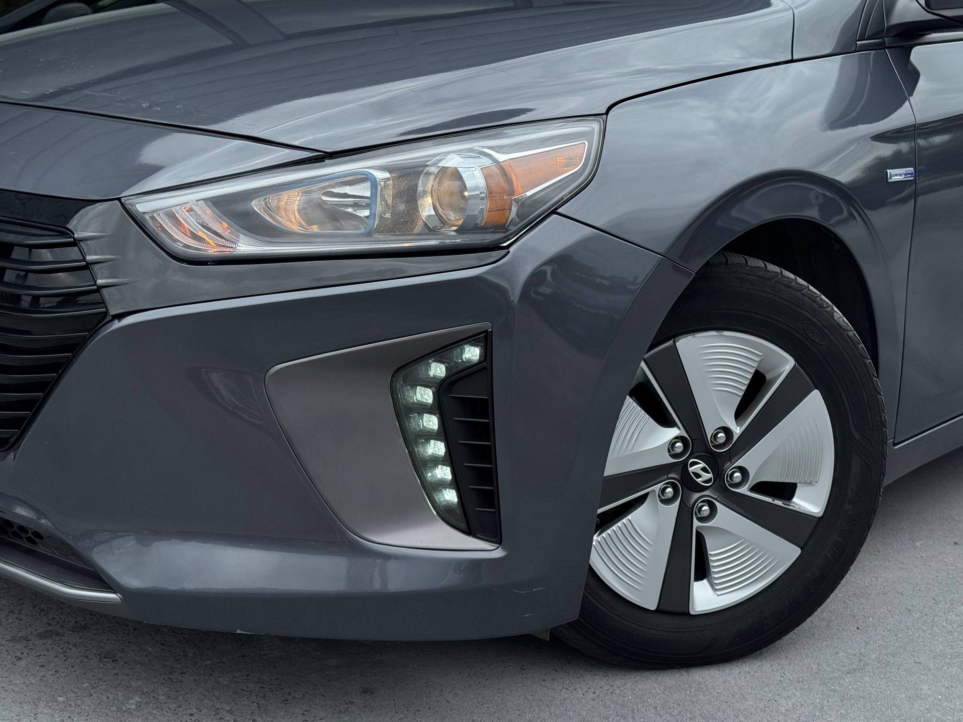 Hyundai Ioniq
