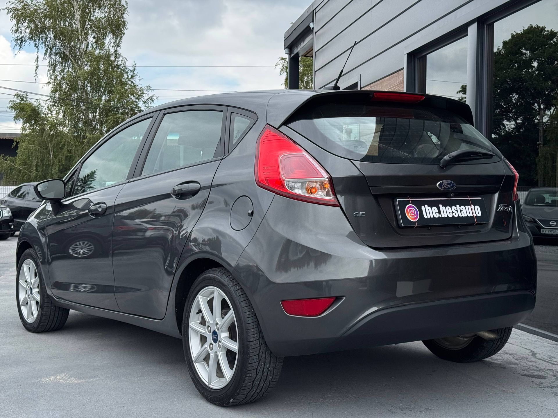 Ford FIESTA SE