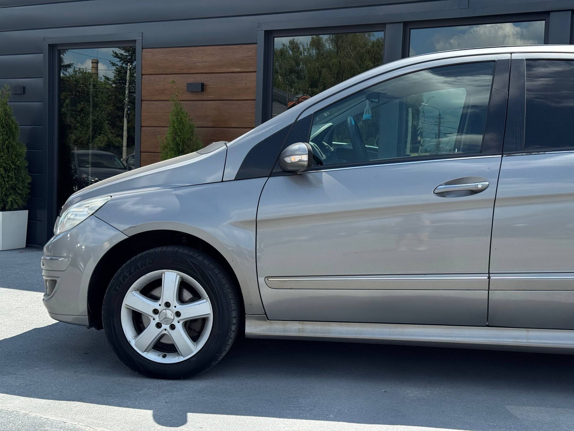 Mercedes-Benz B200