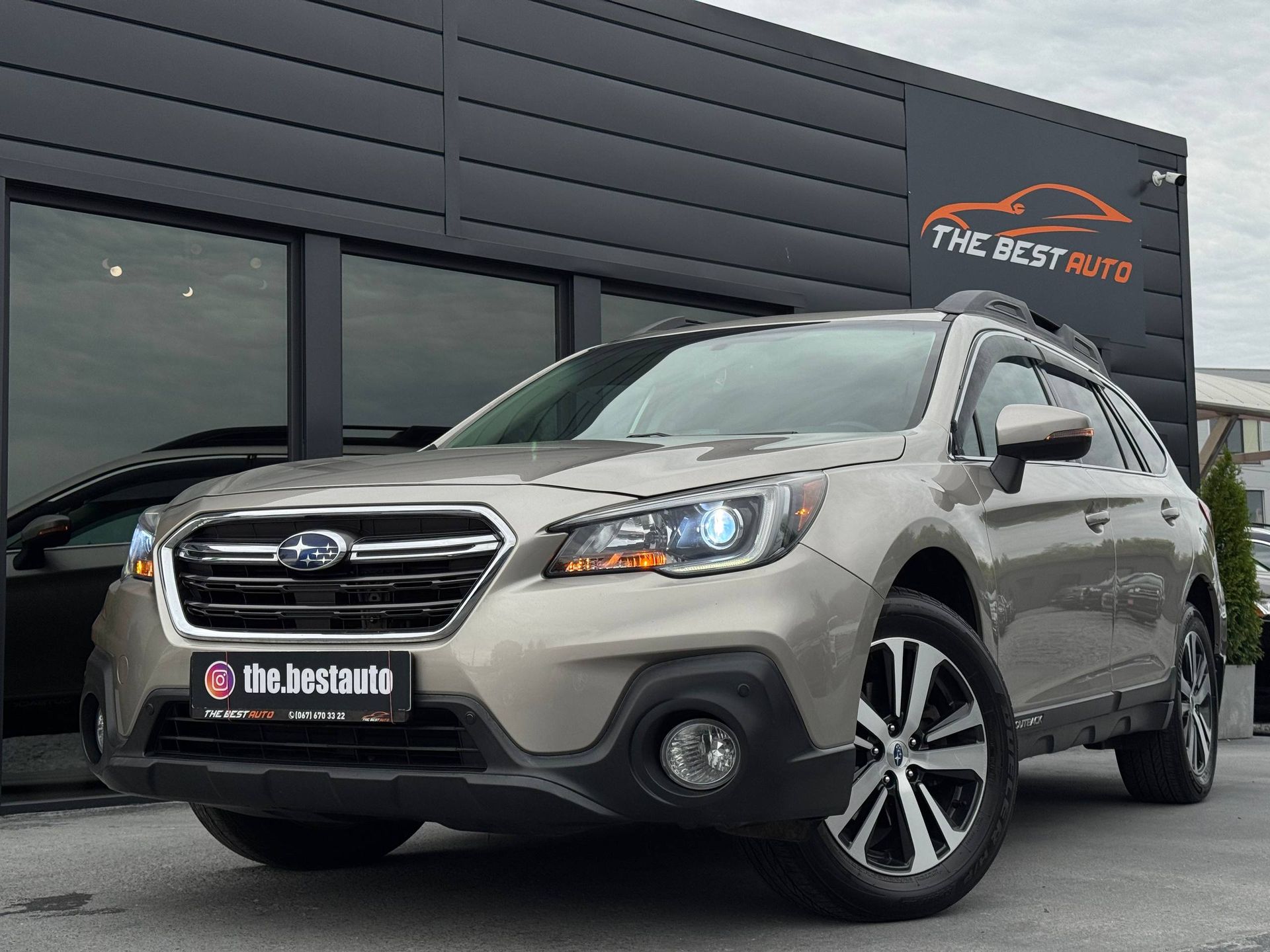 Subaru OUTBACK