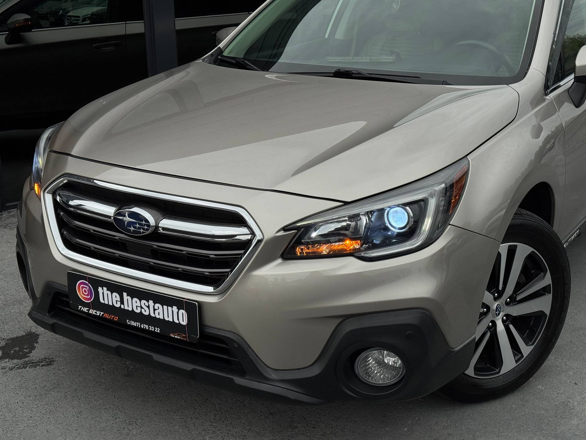 Subaru OUTBACK