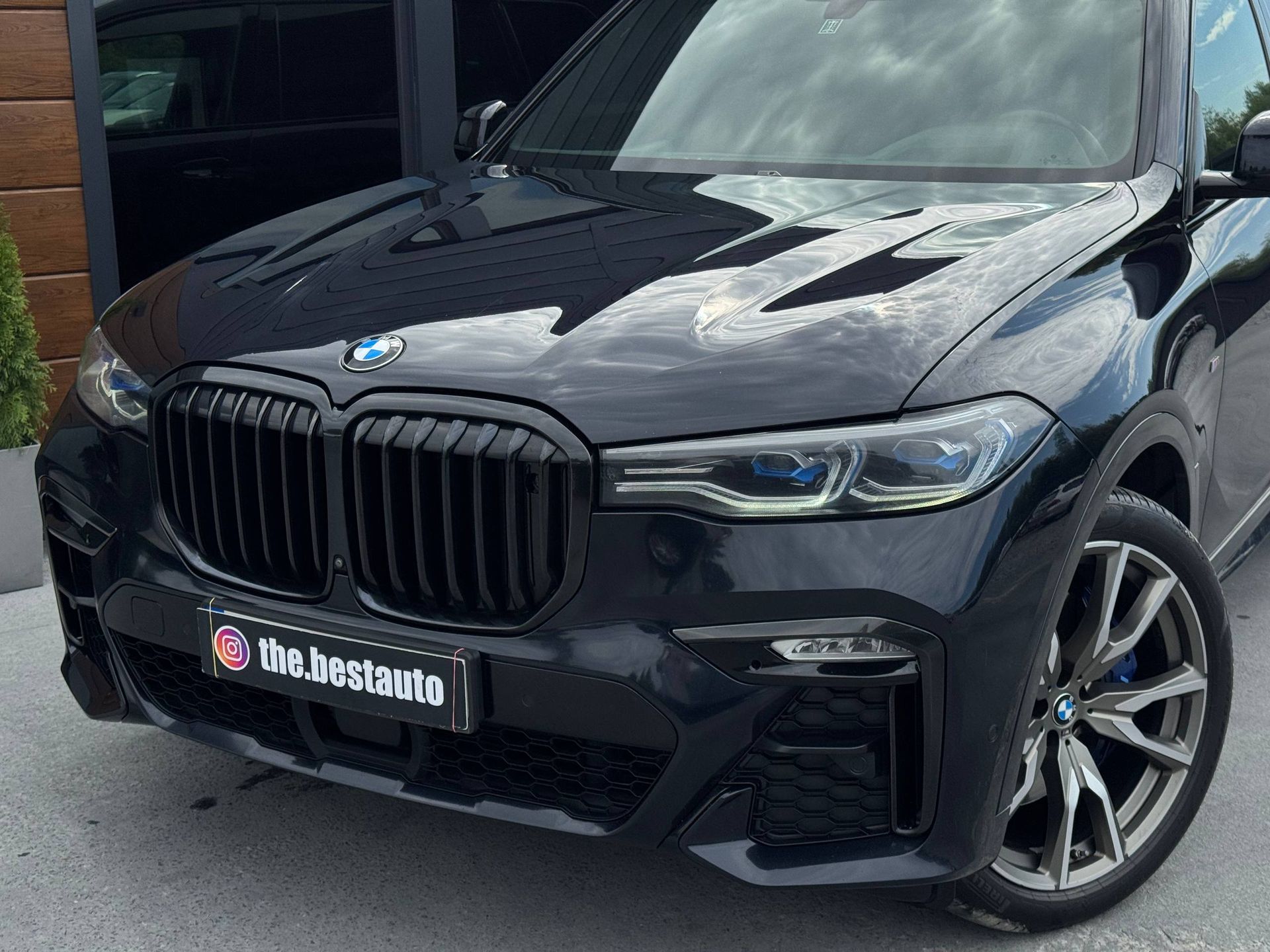 BMW X7 M50d