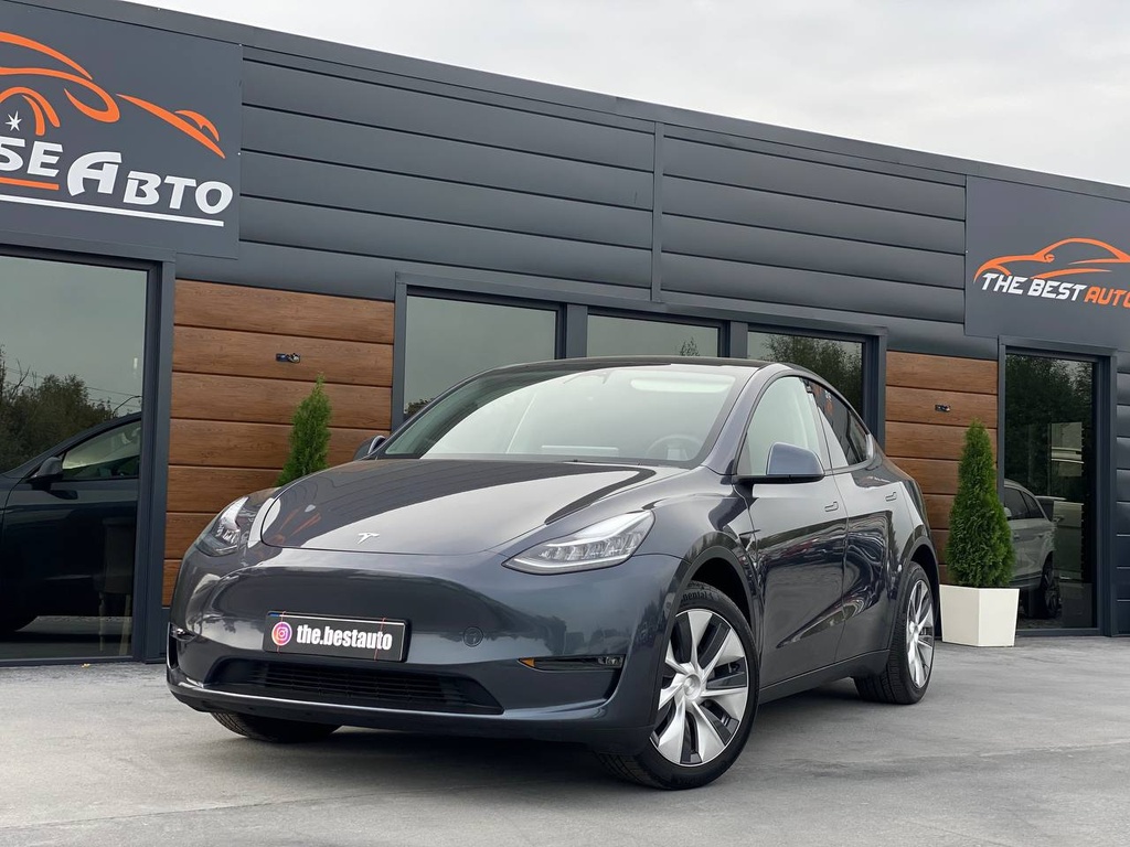 Tesla Model Y Long Range