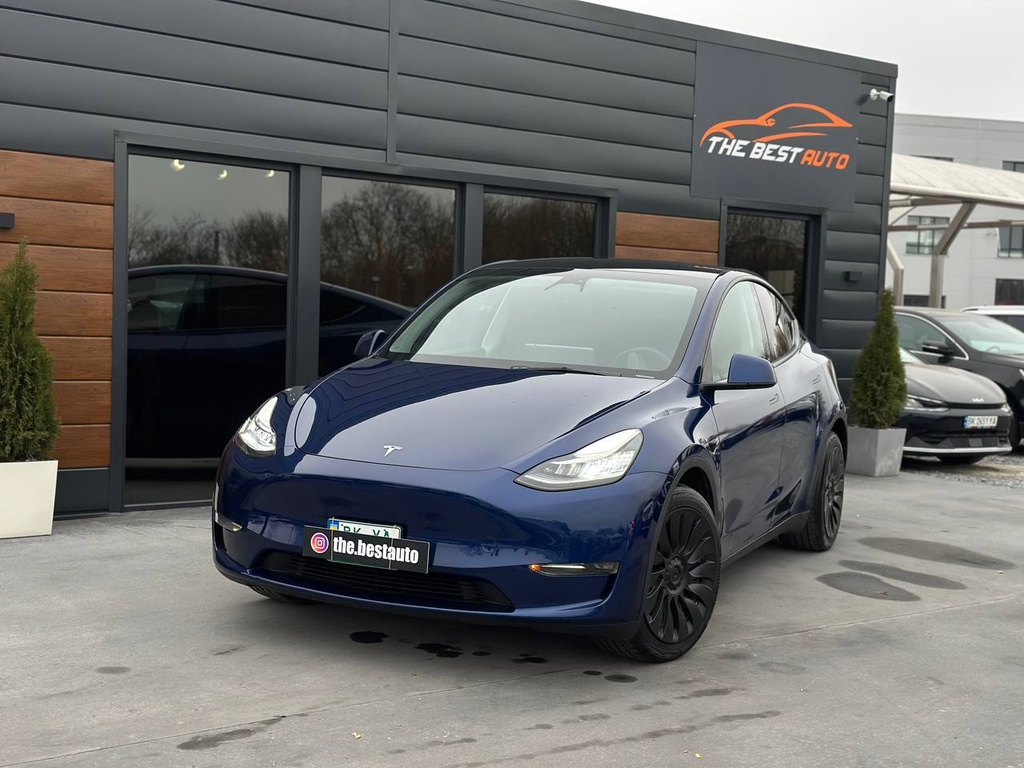 Tesla Model Y Long Range