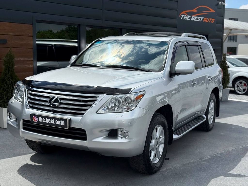 Lexus LX570