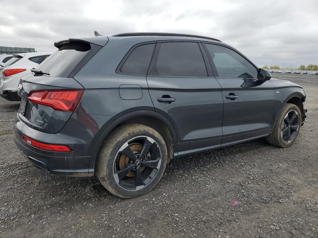 Audi Q5 TITANIUM PREMIUM PLUS