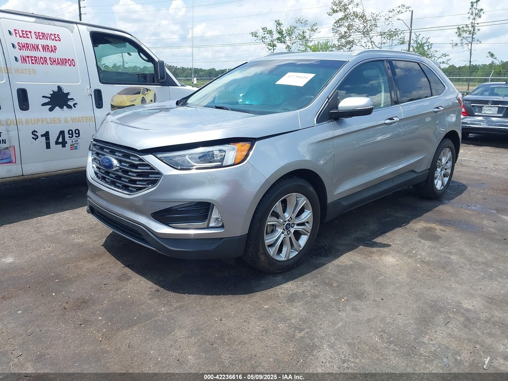 Ford EDGE TITANIUM