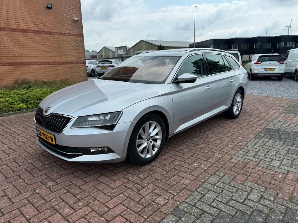 Skoda SUPER B