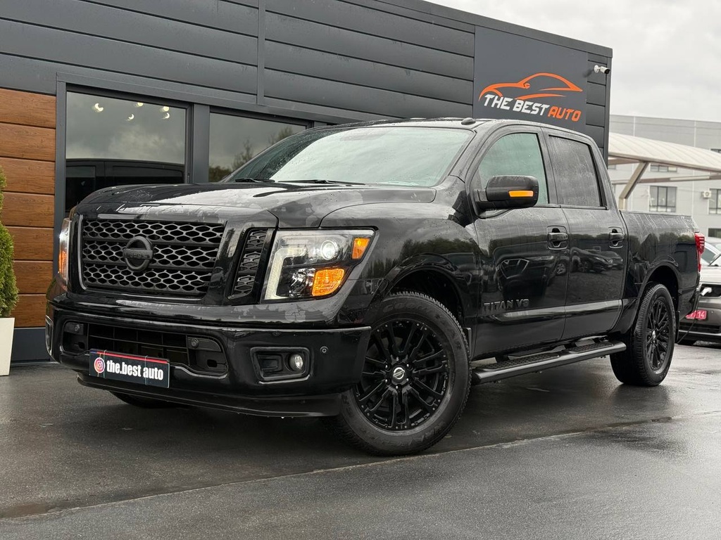 Nissan Titan