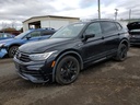 Volkswagen TIGUAN SE R-LINE