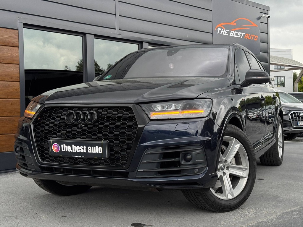 Audi Q7 S-LINE