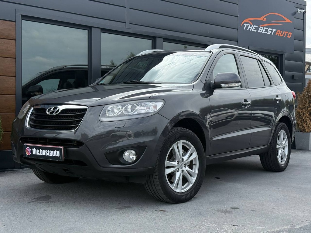 Hyundai SANTA FE
