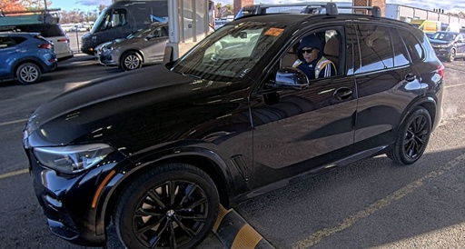 [5UXCR6C00N9M71875] BMW X5