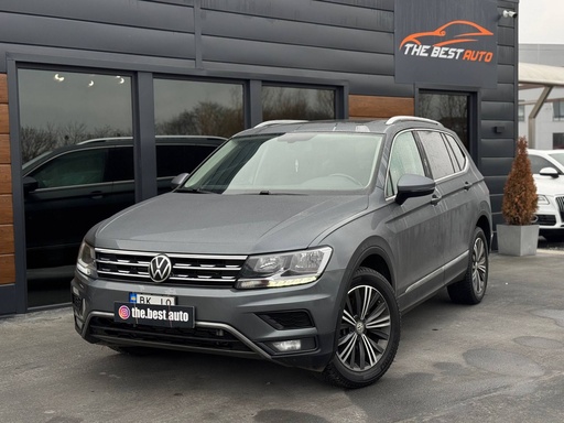 [3VV2B7AX9JM032520] Volkswagen TIGUAN