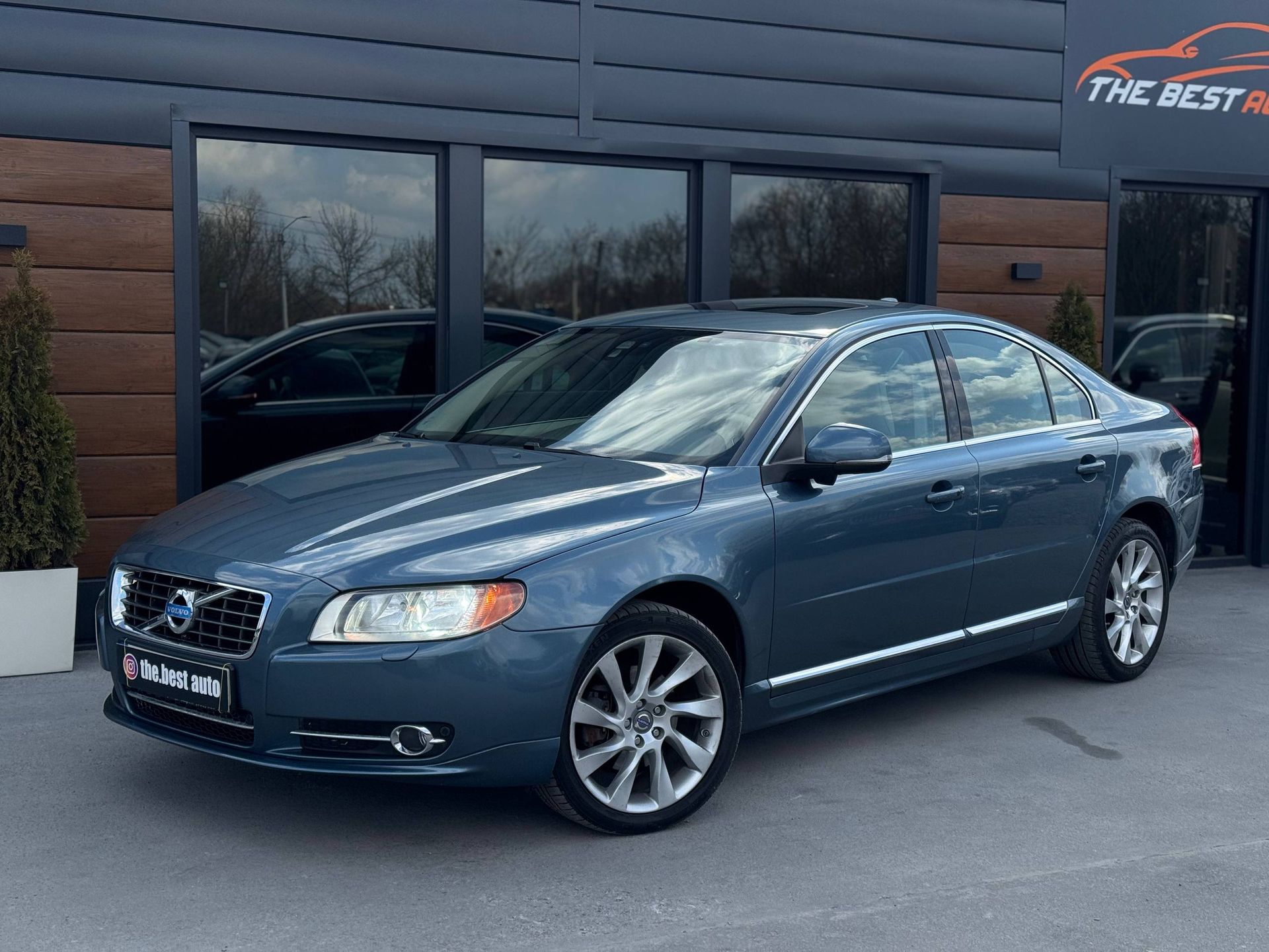 Volvo S80