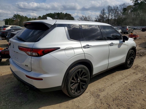 [JA4J3UA82PZ030334] Mitsubishi OUTLANDER SE