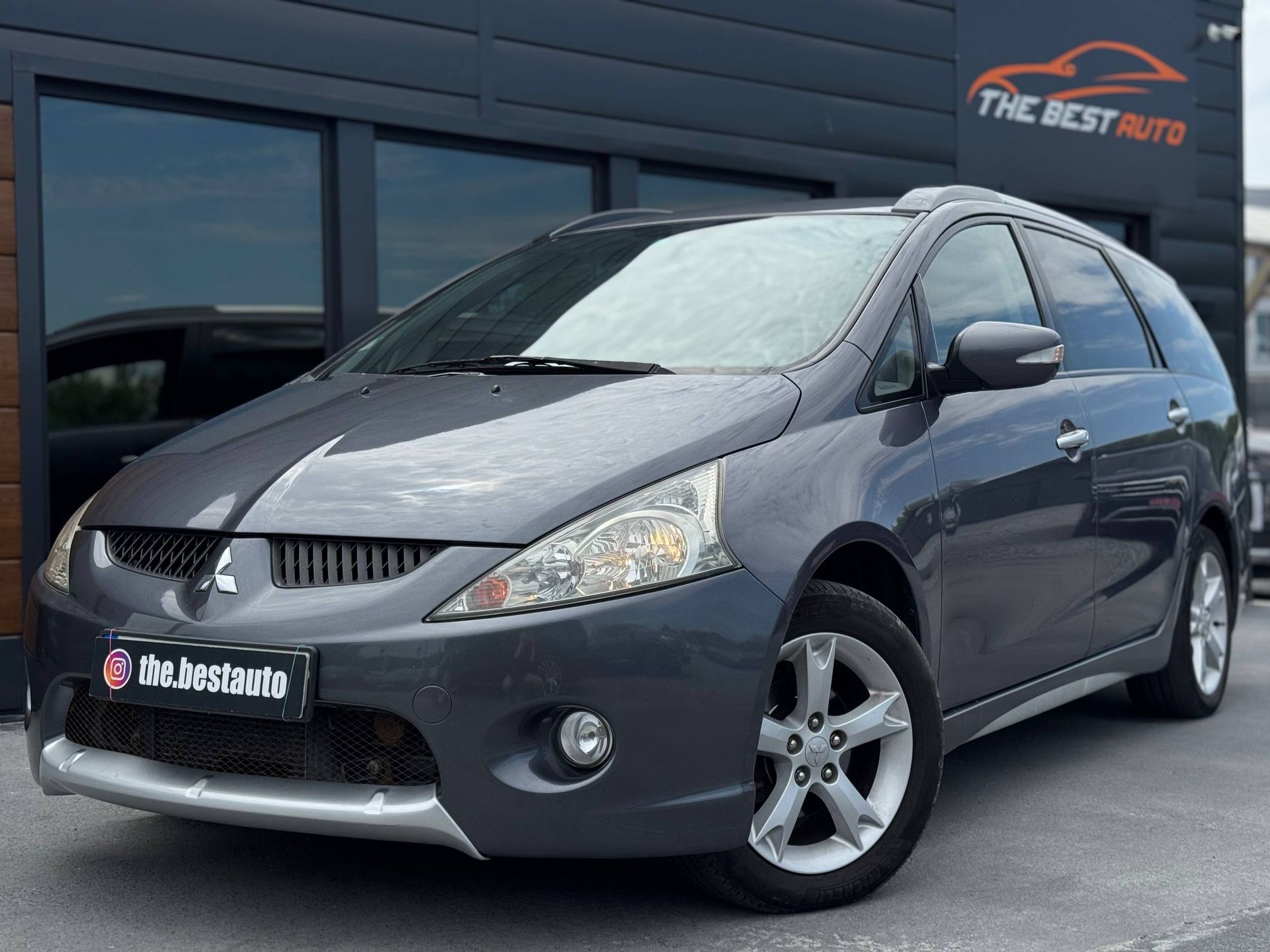 Mitsubishi Grandis