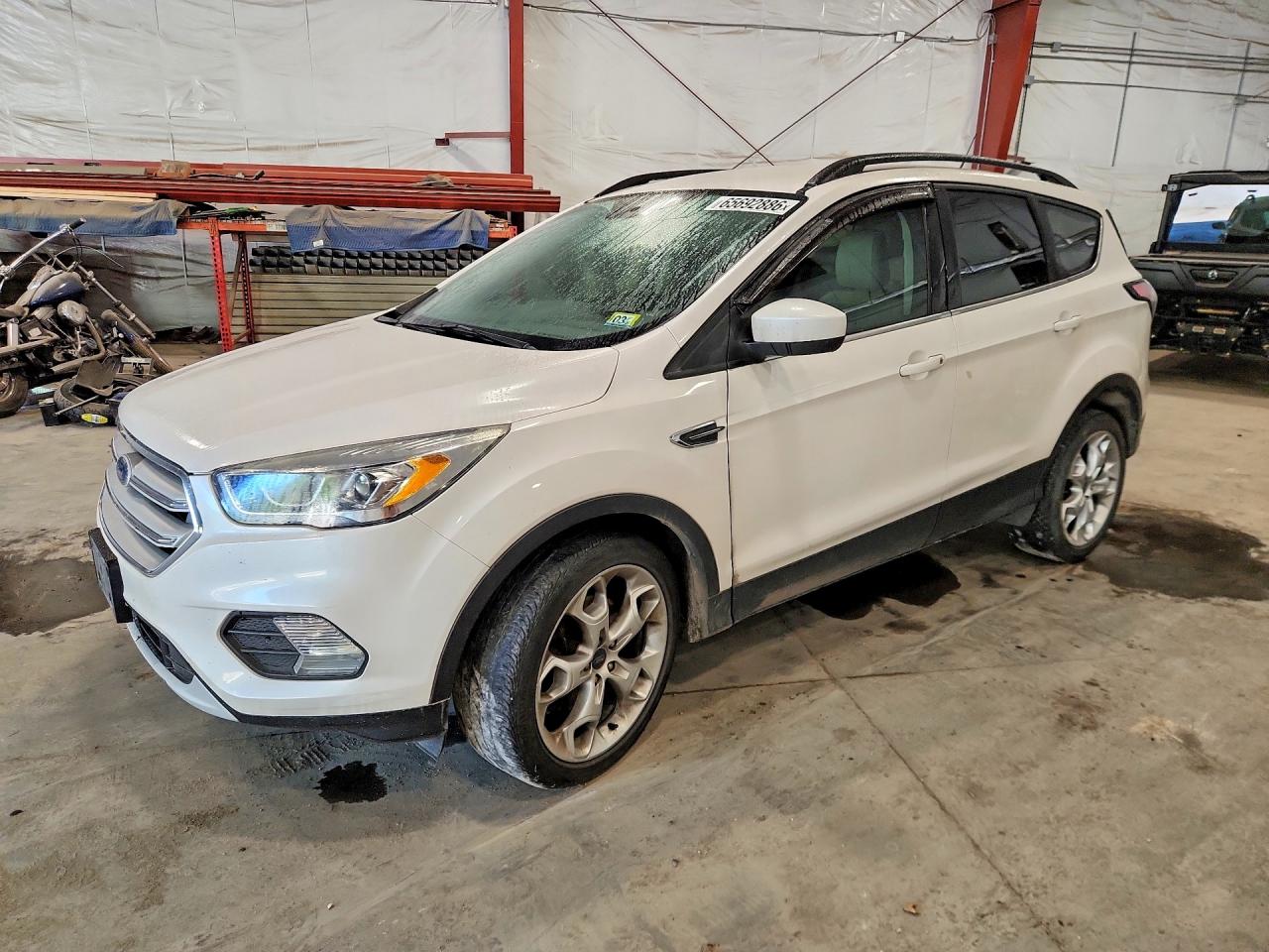 Ford ESCAPE SEL